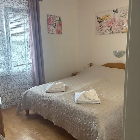 Baja Apartment Lopar