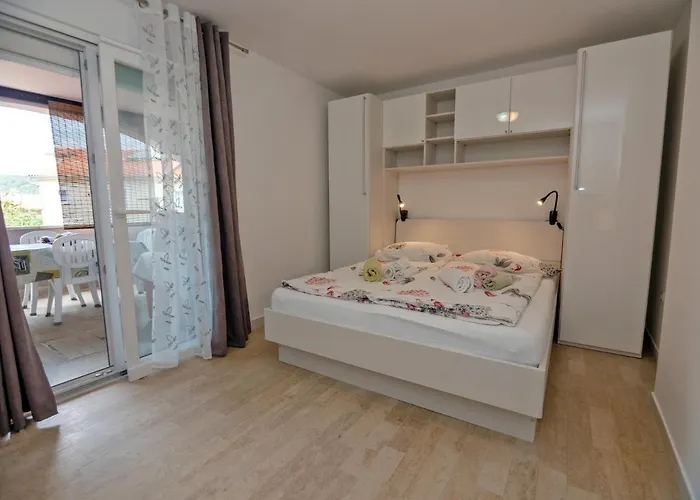 Baja Apartment Lopar