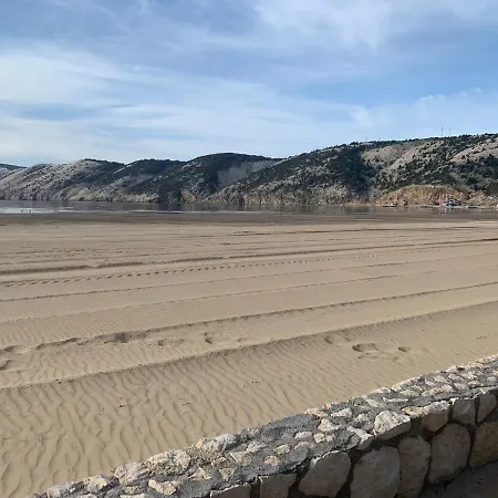 Apartman Baja *