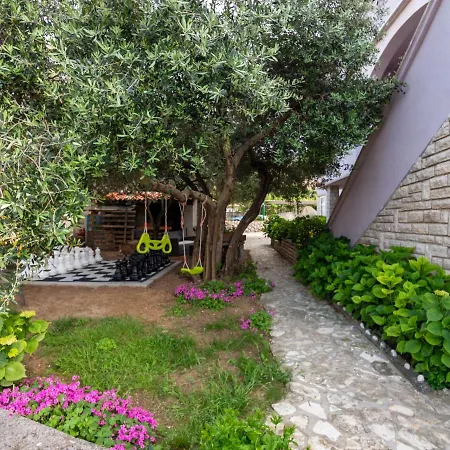 Apartment Baja Lopar