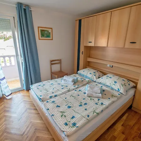 Apartman Baja *